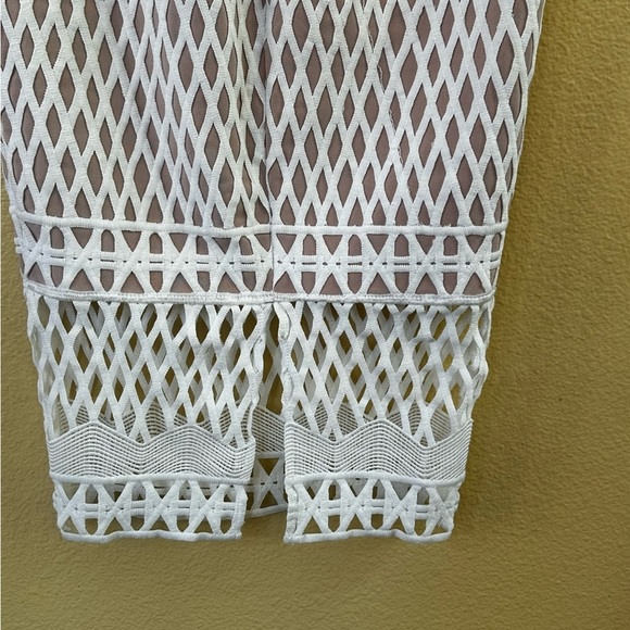Sheike White Crochet Knit MIDI Skirt With Tan Underlay AUS Size 8/US Size 4 EUC! - Picture 4 of 5